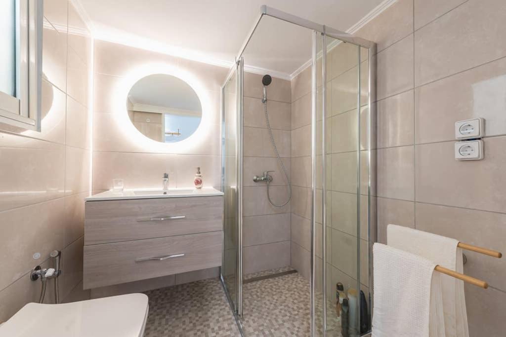 New! Bright & Remodeled 1Bed Apt 2Min Walk To Acropolis Aten Exteriör bild